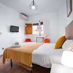 - Apartamento En El Corazon De Granada - Qh Granada Centro *