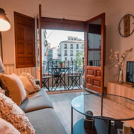 - Apartamento En El Corazon De Granada - Qh Granada Centro *